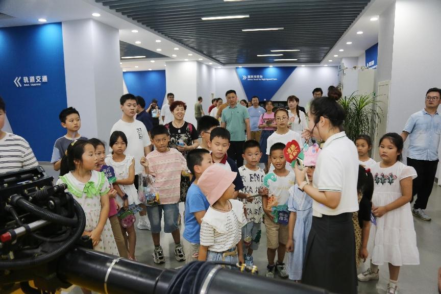 时博体育官方_时博体育网址_时博体育登录,第三届家属开放日活动圆满举行